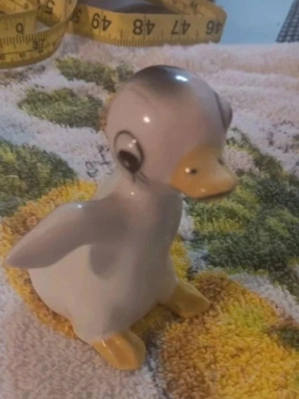 Ceramic Duck Figurine for Birds & Pets - White and Yellow